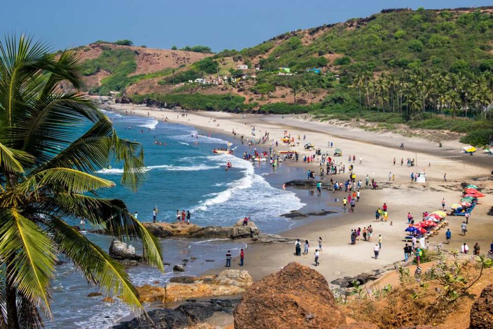 How Do I Travel Locally in Goa?